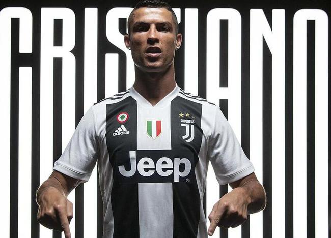 詹姆斯生涯常规赛1015胜升至NBA历史第二，仅次于贾巴尔（詹姆斯常规赛生涯胜场达1015场，升至NBA历史第二，仅次贾巴尔）