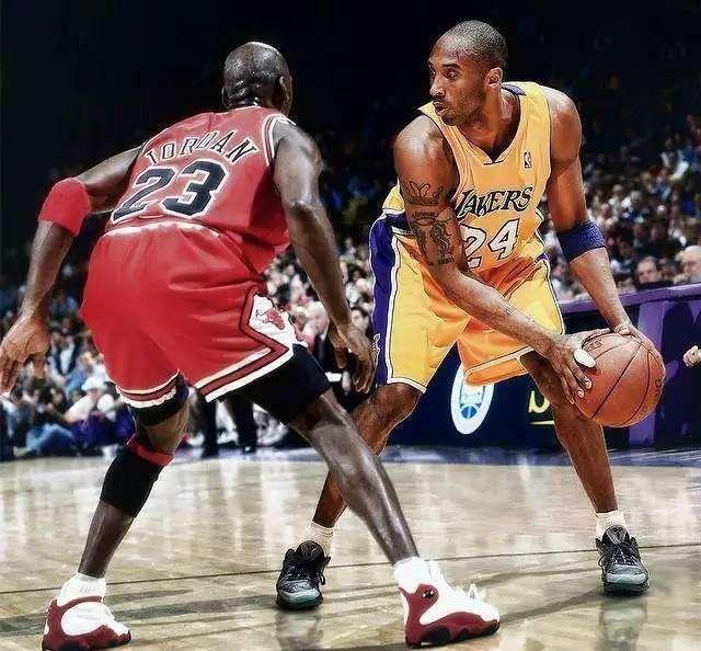 埃基蒂克成为西塞后首位为利物浦单场联赛打入2球的法国球员（埃基蒂克成西塞后首位在单场联赛为利物浦梅开二度的法国球员）