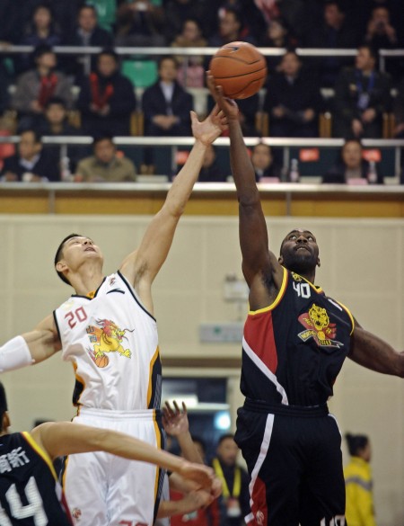 若莱万今晚进球，布鲁日将成为他欧冠中打入进球的第39个对手（莱万若今夜破门，布鲁日将成其欧冠第39个进球对手）